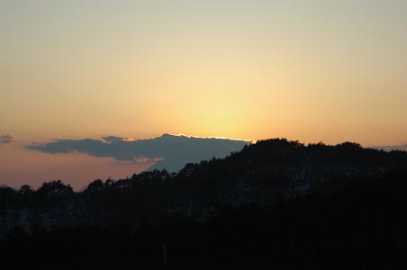 夕陽：岩手山方面