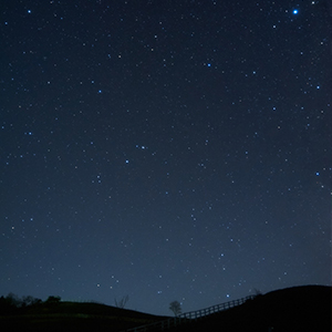 くずまき高原牧場の夜空